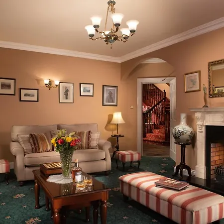 Killarney Lodge Кілларні